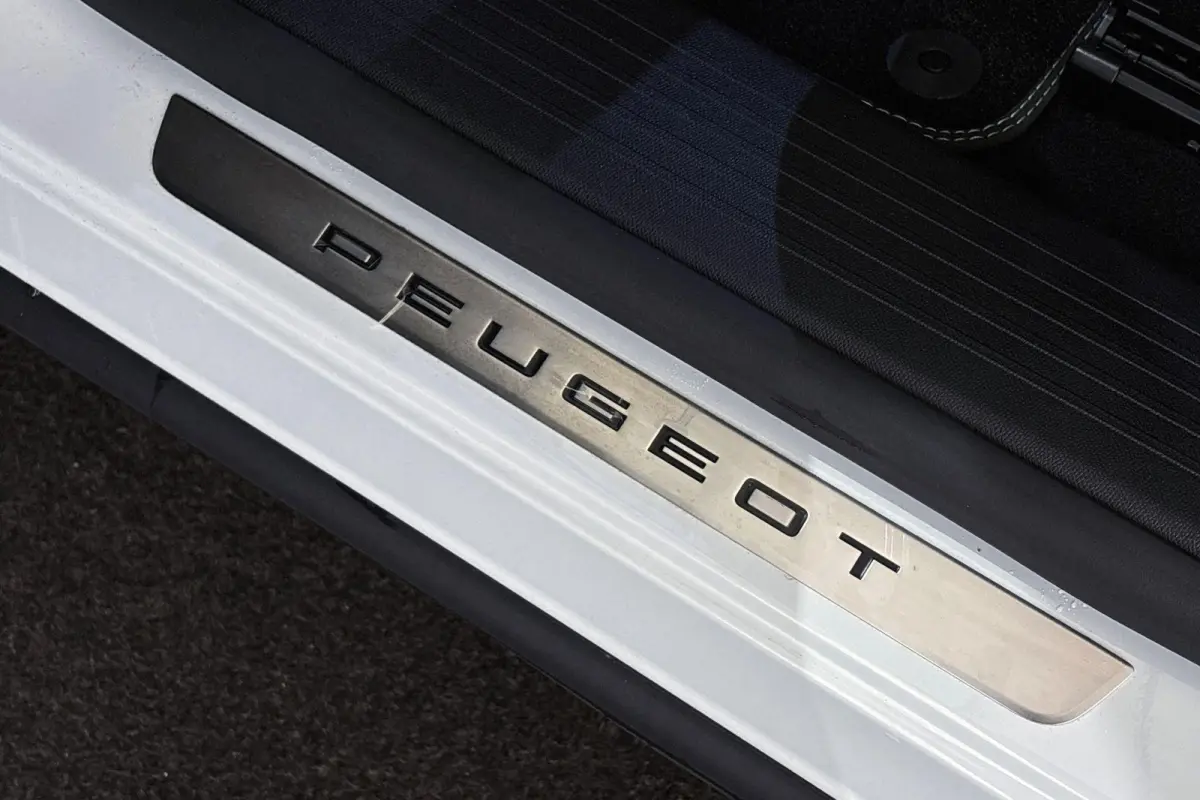 1.6 plug-in Hybrid 225 GT Stuur-Stoelverwarming 360 Camera 19"