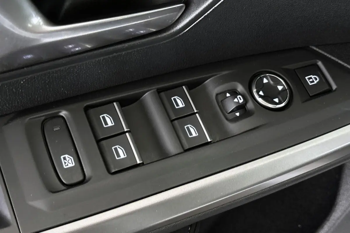 1.6 plug-in Hybrid 225 GT Stuur-Stoelverwarming 360 Camera 19"