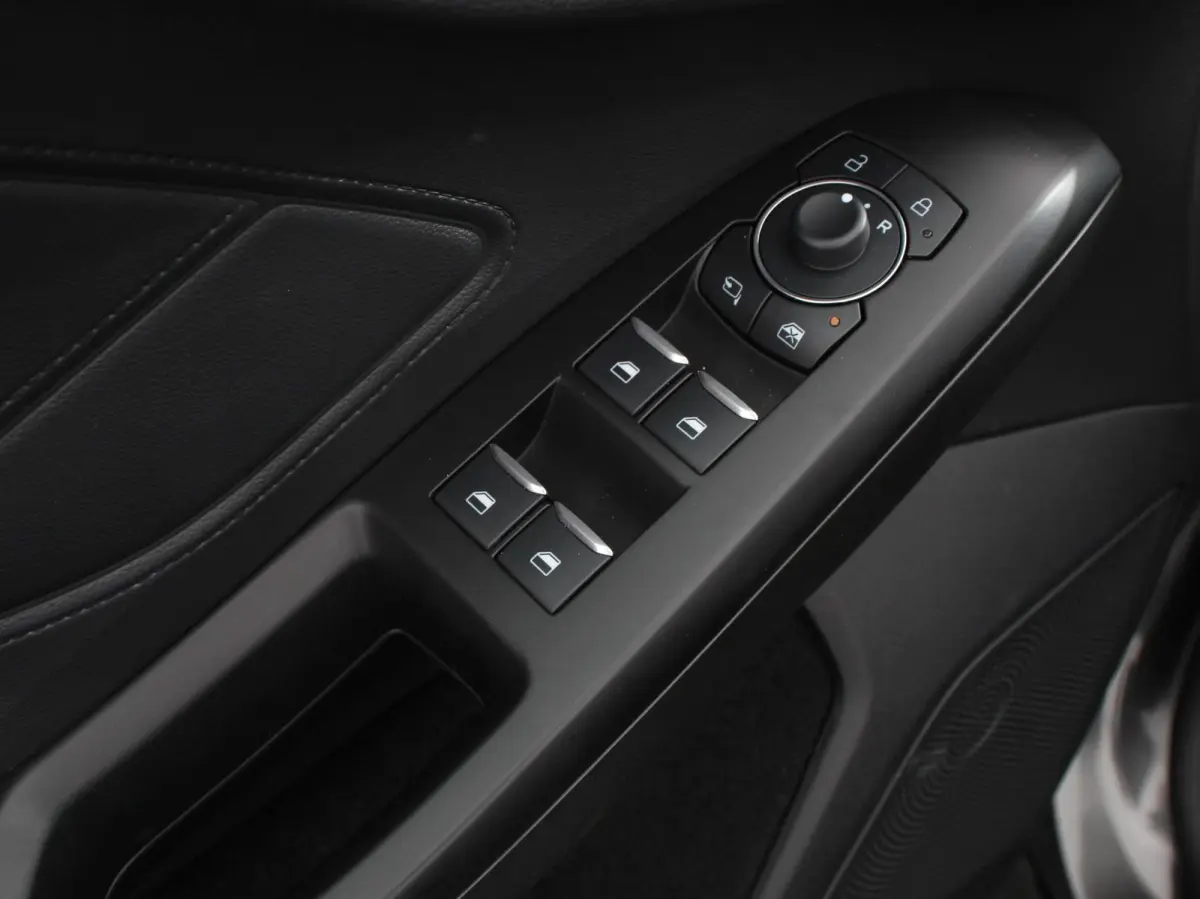 1.0 EcoBoost 155pk Hybrid Automaat Active X Navigatie Climate Control Camera Parkeer sensoren B&O LED
