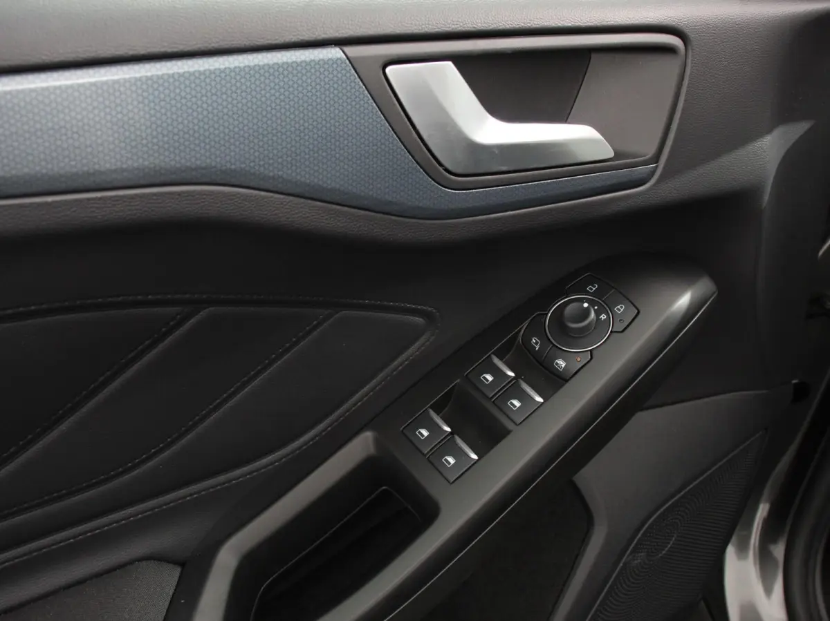1.0 EcoBoost 155pk Hybrid Automaat Active X Navigatie Climate Control Camera Parkeer sensoren B&O LED