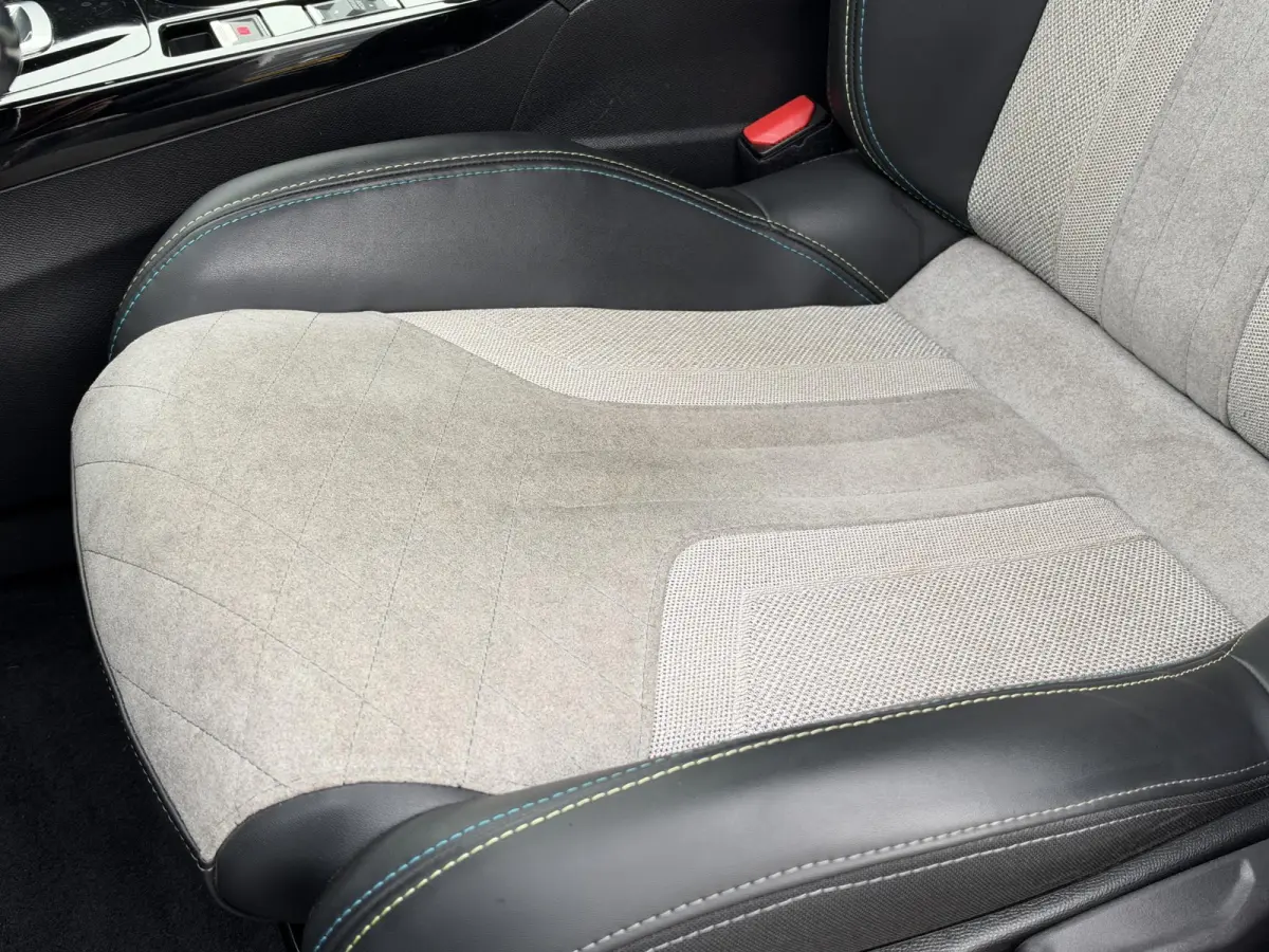 EV GT 350 50 kWh SOH 90,4% 1e Eigenaar|Navi|Camera|Clima|Cruise|Stoelverwarming|GT-Pack|i-Cockpit|N.A.P|APK tot 11-2028