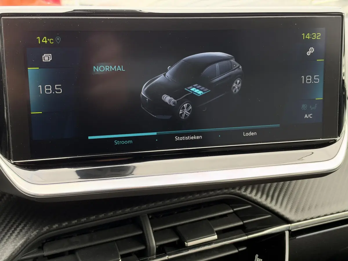EV GT 350 50 kWh SOH 90,4% 1e Eigenaar|Navi|Camera|Clima|Cruise|Stoelverwarming|GT-Pack|i-Cockpit|N.A.P|APK tot 11-2028