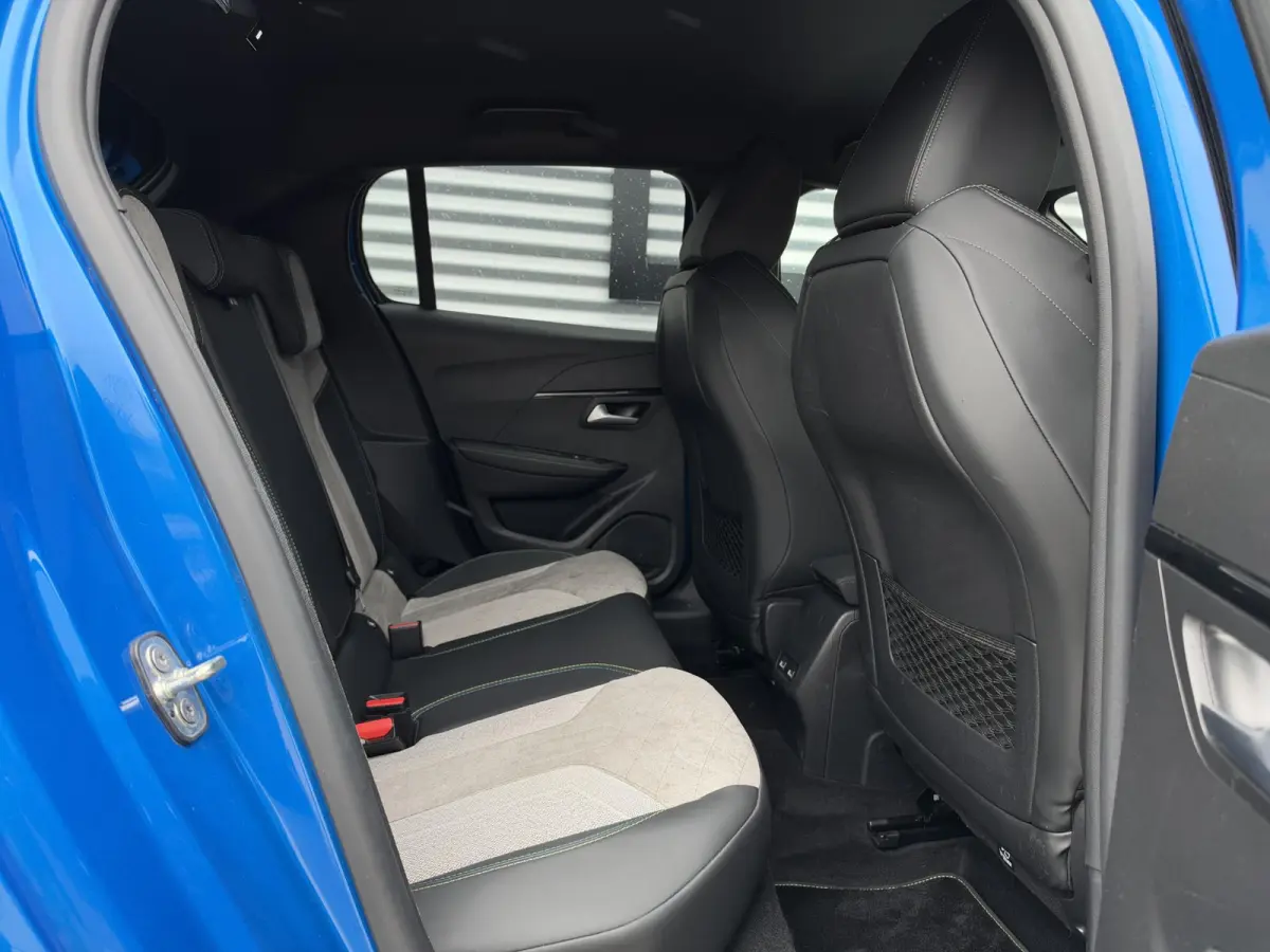 EV GT 350 50 kWh SOH 90,4% 1e Eigenaar|Navi|Camera|Clima|Cruise|Stoelverwarming|GT-Pack|i-Cockpit|N.A.P|APK tot 11-2028
