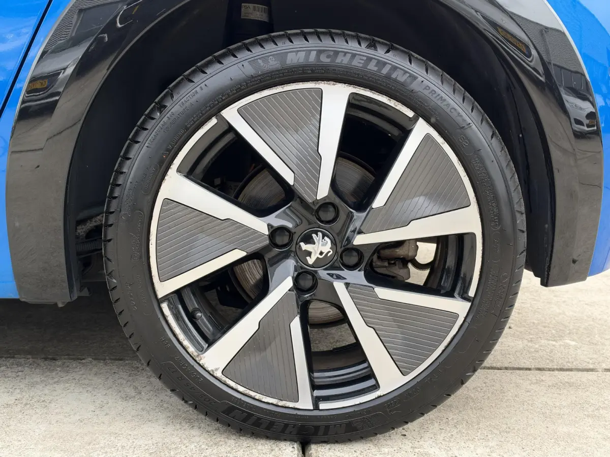 EV GT 350 50 kWh SOH 90,4% 1e Eigenaar|Navi|Camera|Clima|Cruise|Stoelverwarming|GT-Pack|i-Cockpit|N.A.P|APK tot 11-2028