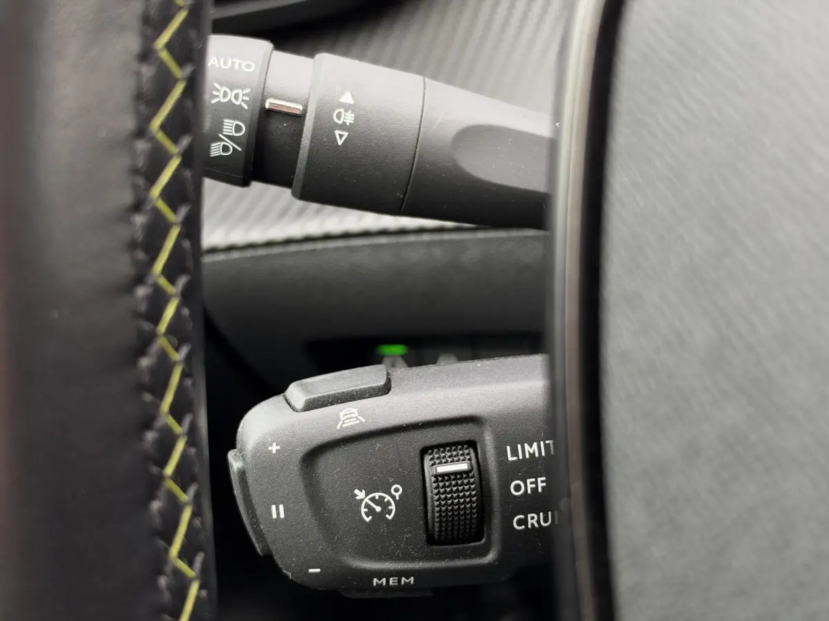 EV GT 350 50 kWh SOH 90,4% 1e Eigenaar|Navi|Camera|Clima|Cruise|Stoelverwarming|GT-Pack|i-Cockpit|N.A.P|APK tot 11-2028