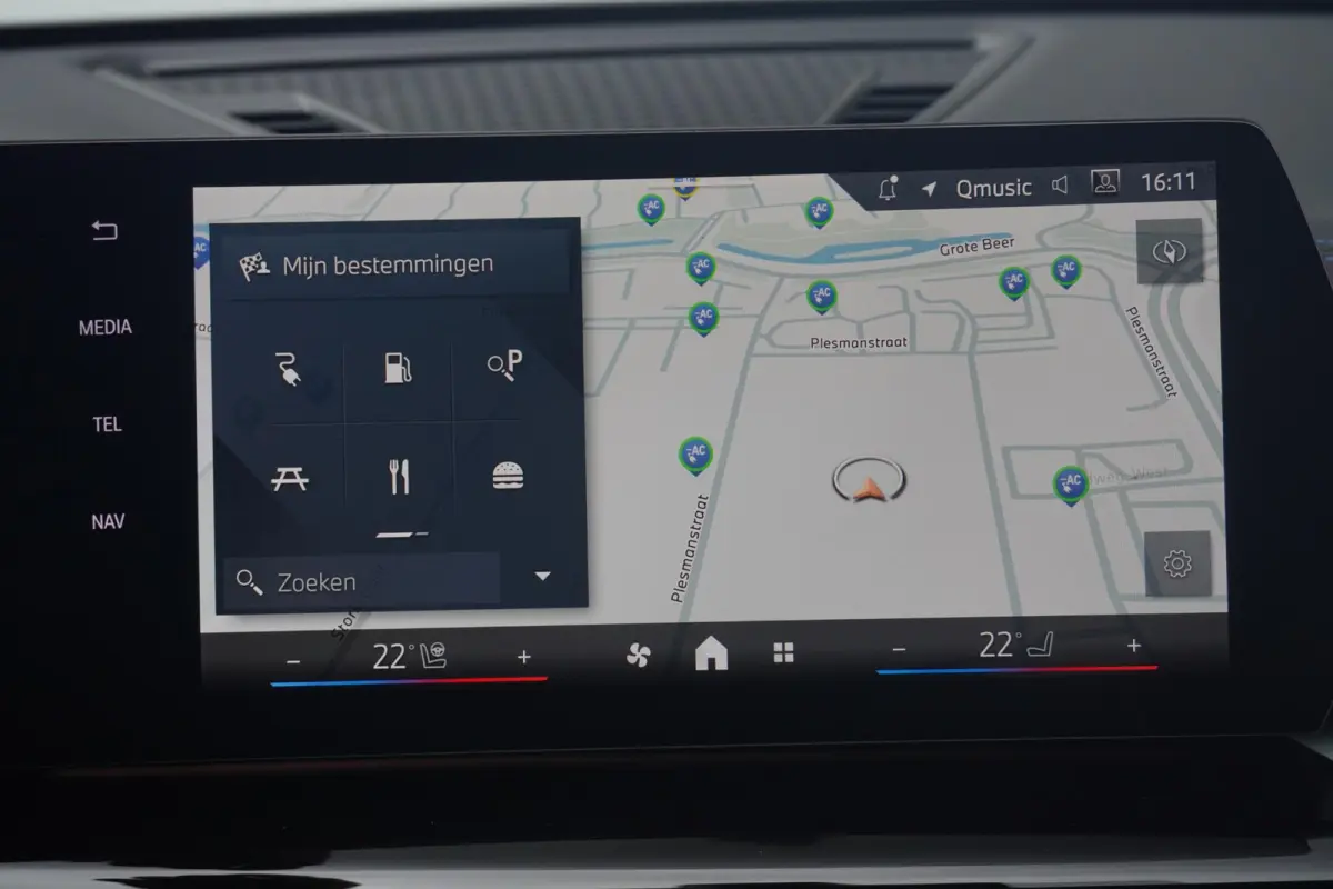 xDrive25e M Sport Pro | Trekhaak | Schuif-kanteldak | Head-up | Harman Kardon | Rondomzicht camera | Elektrische stoelen + Massagefunctie | Dodehoek detectie | Cruise control adaptief met St