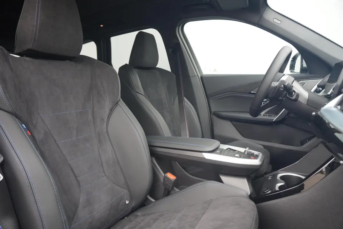 xDrive25e M Sport Pro | Trekhaak | Schuif-kanteldak | Head-up | Harman Kardon | Rondomzicht camera | Elektrische stoelen + Massagefunctie | Dodehoek detectie | Cruise control adaptief met St