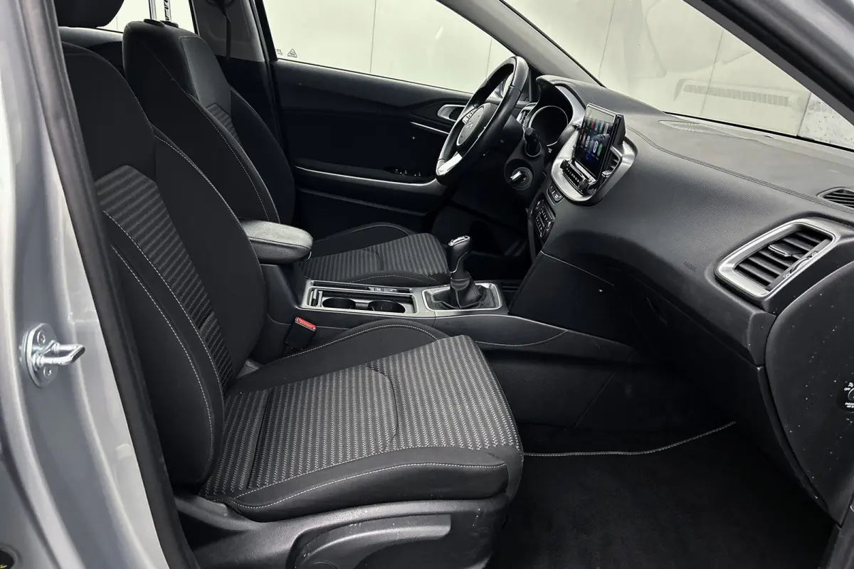 1.0 T-GDi DynamicLine | Camera | LED koplampen | Apple Carplay