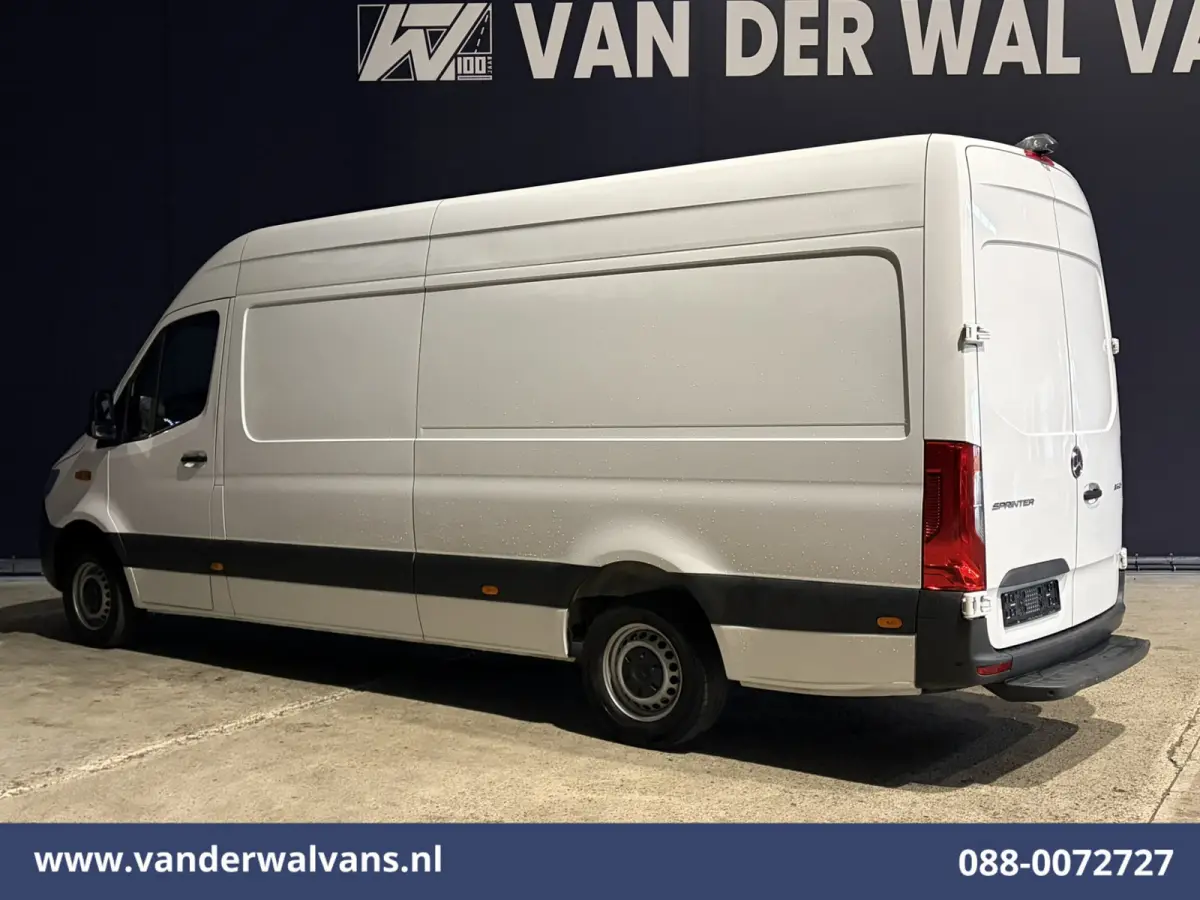 315CDI 150pk L3H2 Euro6 Airco | 360 graden Camera | Navigatie | Cruisecontrol | Chauffeursstoel | Apple Carplay Android Auto, Stoelverwarming, Parkeersensoren, Bijrijdersbank