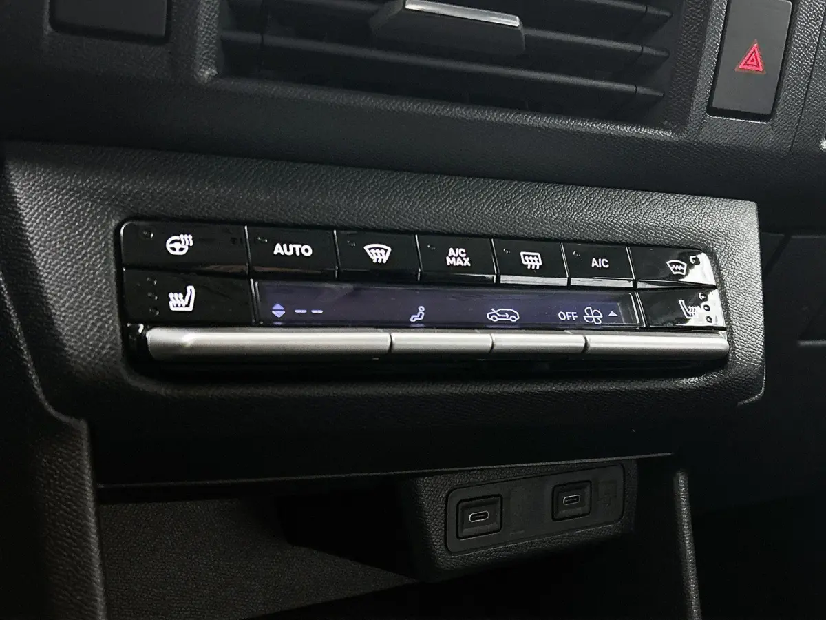 1.2 Turbo Hybrid GS | Apple Carplay/Android Auto | Stoel- Stoelverwarming | Voorruitverwarming