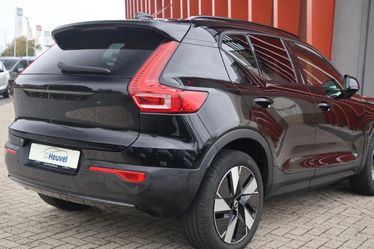 Core 70 kWh | Parkeercamera | SoH 95% | Apple carplay | L.M. Velgen | Keyless