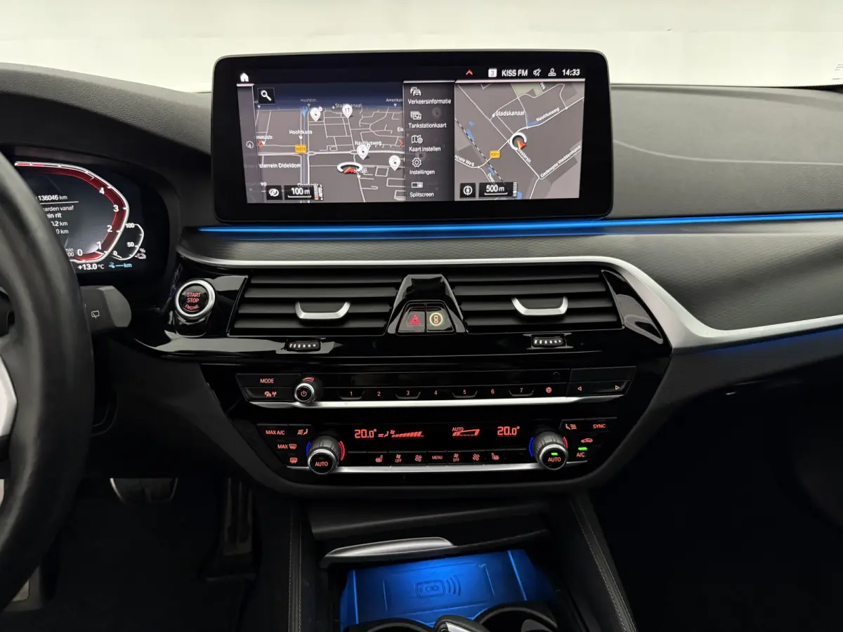 530e Business Edition Plus M-Sport | Pano | Sfeer | Camera | Virtual | H/K | HuD | Memory | Trekhaak | Carplay