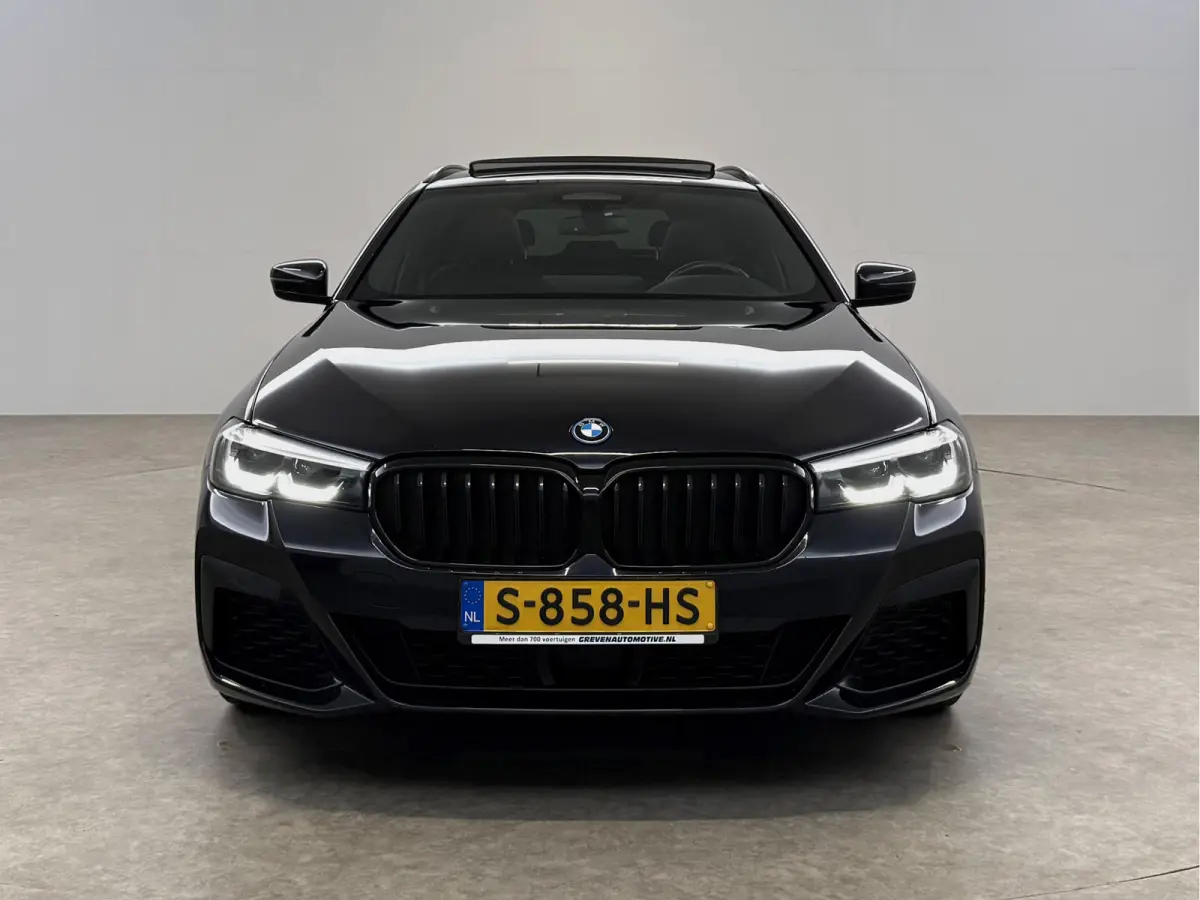 530e Business Edition Plus M-Sport | Pano | Sfeer | Camera | Virtual | H/K | HuD | Memory | Trekhaak | Carplay