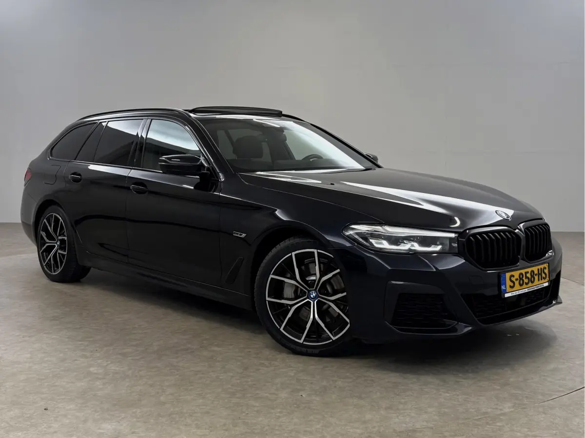 530e Business Edition Plus M-Sport | Pano | Sfeer | Camera | Virtual | H/K | HuD | Memory | Trekhaak | Carplay