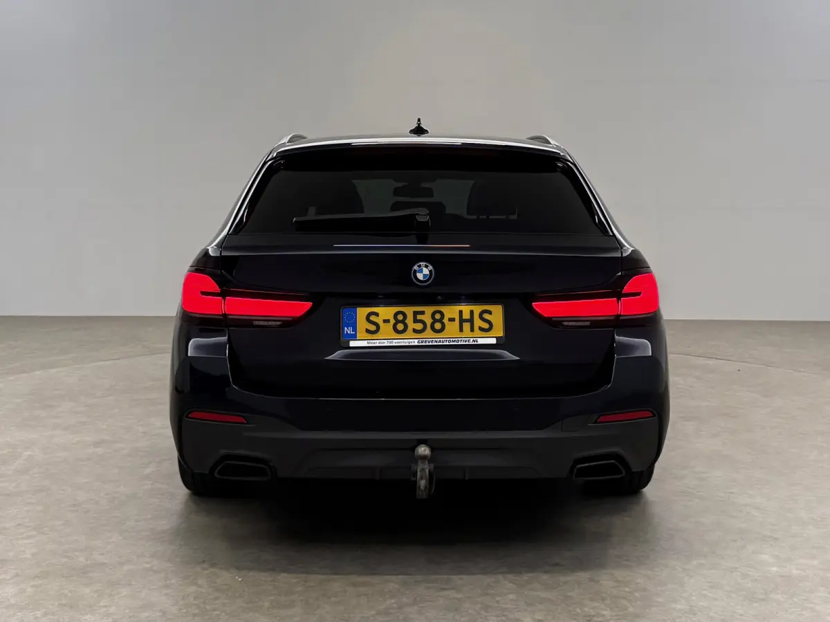 530e Business Edition Plus M-Sport | Pano | Sfeer | Camera | Virtual | H/K | HuD | Memory | Trekhaak | Carplay