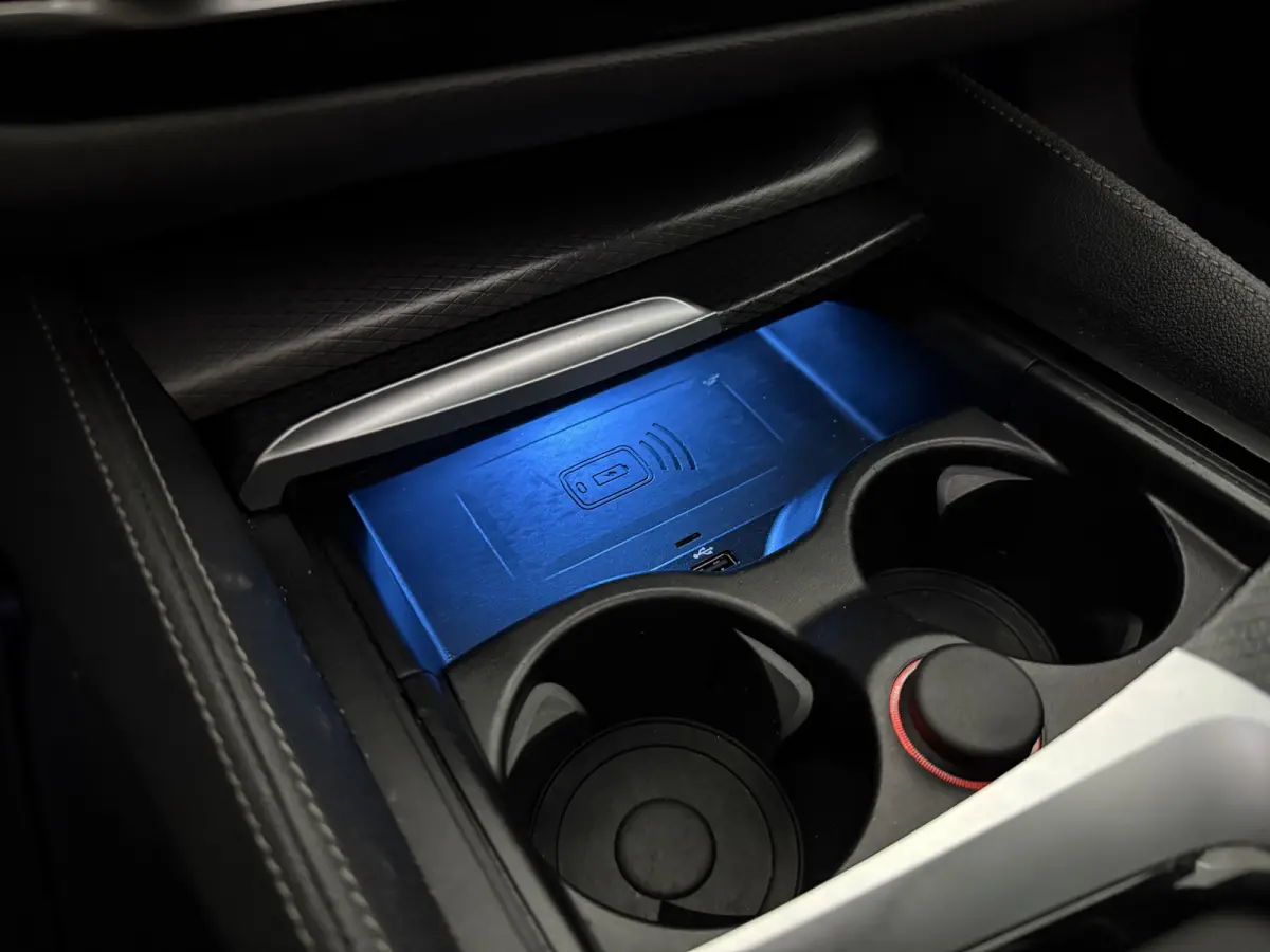 530e Business Edition Plus M-Sport | Pano | Sfeer | Camera | Virtual | H/K | HuD | Memory | Trekhaak | Carplay