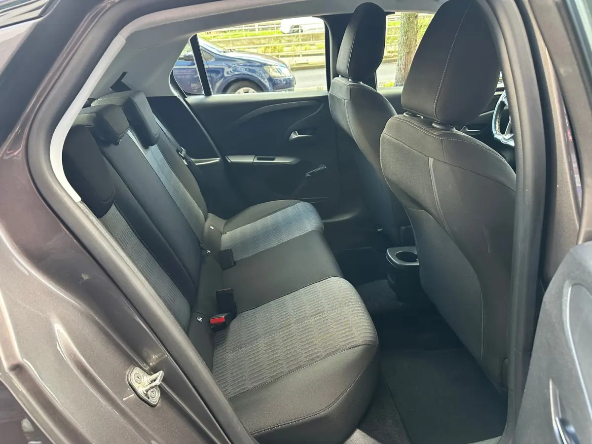1.2 Edition 5 Deurs Navi Airco Carplay PDC