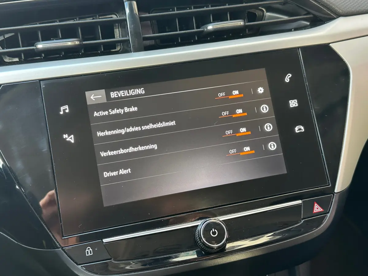 1.2 Edition 5 Deurs Navi Airco Carplay PDC