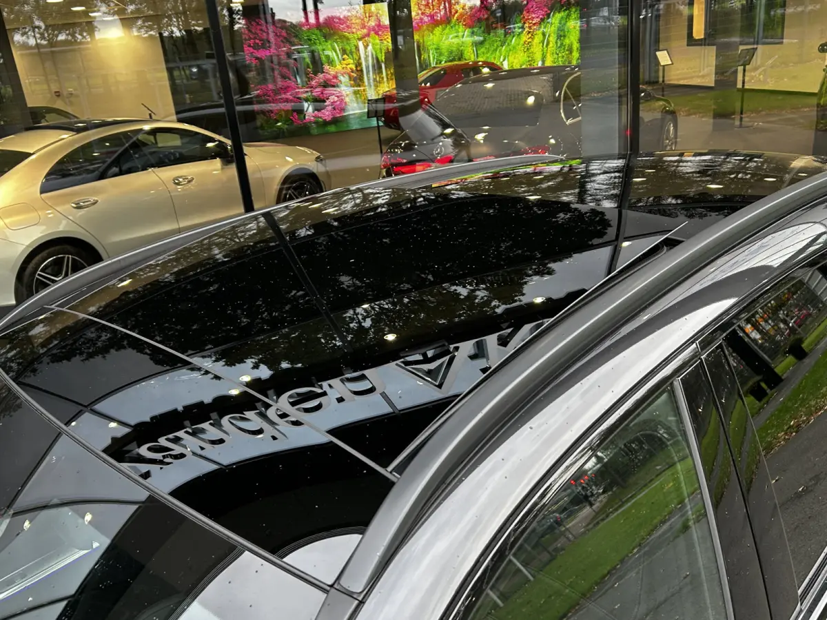 400 AMG // Luchtvering // Multi Contour Stoelen // Achteras Besturing // Panoramadak // Burmester // Stoelventilatie // Headup // Memory