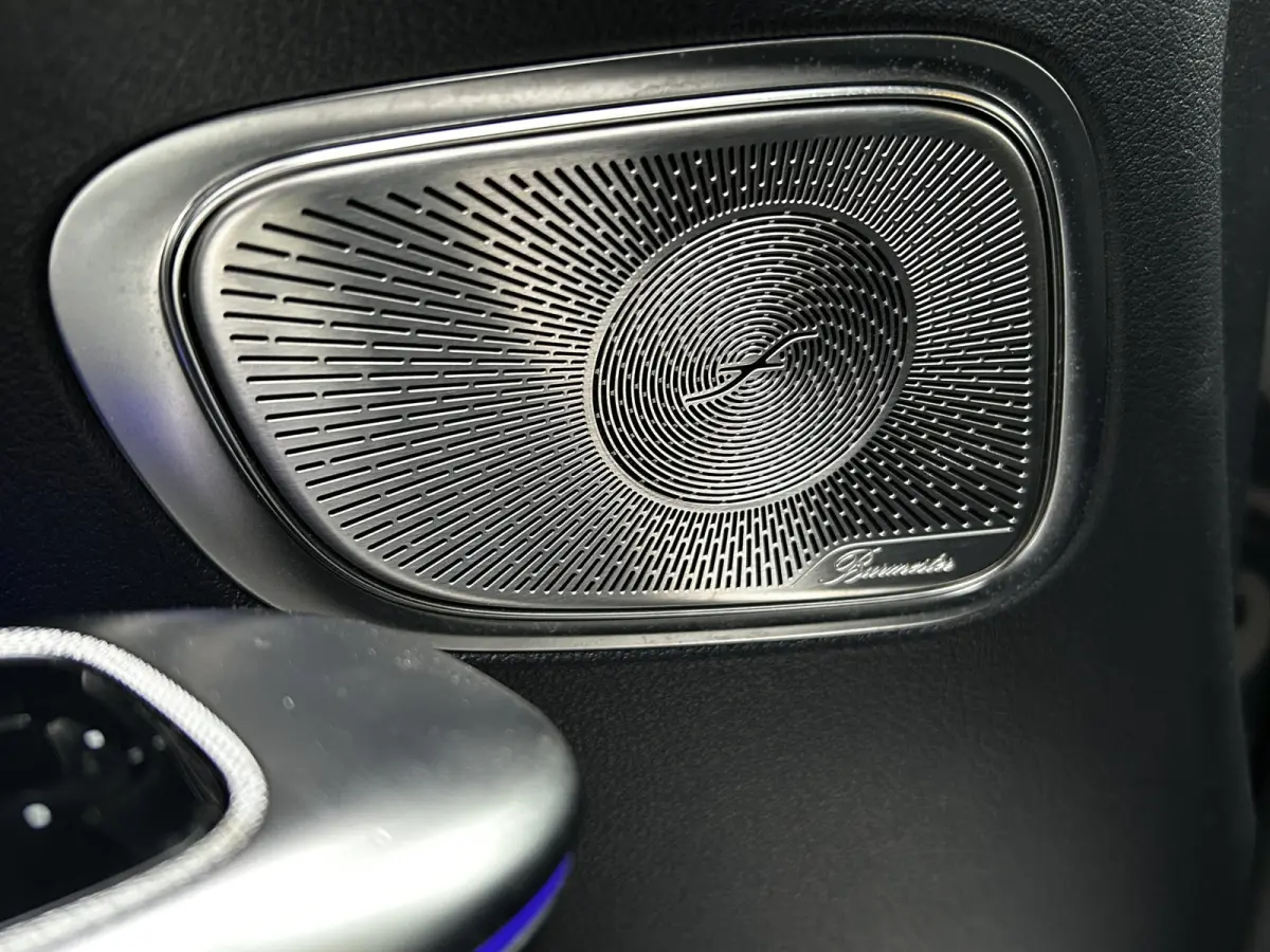 400 AMG // Luchtvering // Multi Contour Stoelen // Achteras Besturing // Panoramadak // Burmester // Stoelventilatie // Headup // Memory
