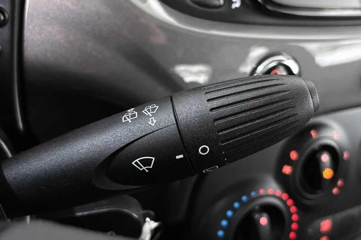 1.0 Hybrid Dolcevita Airco Apple CarPlay Cruise Control 15"