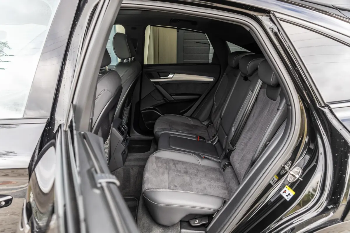 55 TFSIe 367pk PHEV S Edition | Panoramadak | Smartphone Interface | B&O 3D | Elek. Stoelen | Alcantara | Trekhaak | Ambiente Licht