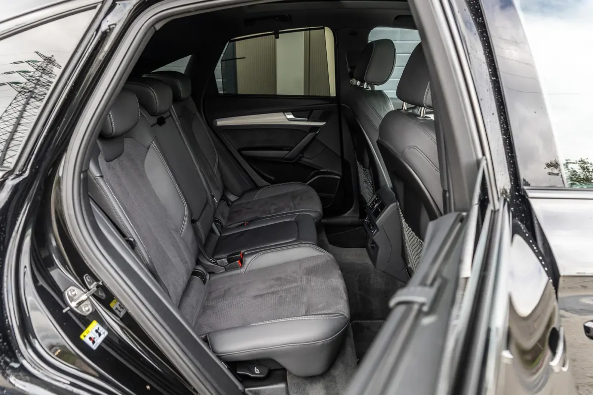 55 TFSIe 367pk PHEV S Edition | Panoramadak | Smartphone Interface | B&O 3D | Elek. Stoelen | Alcantara | Trekhaak | Ambiente Licht