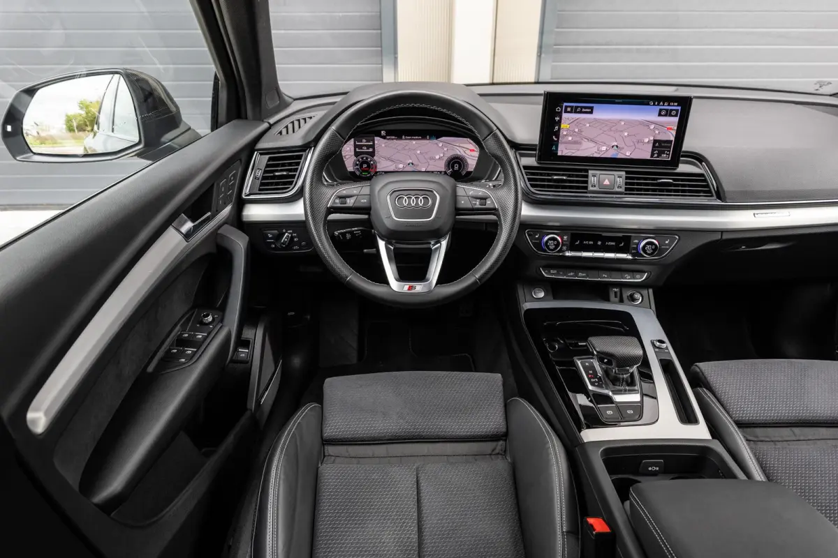 55 TFSIe 367pk PHEV S Edition | Panoramadak | Smartphone Interface | B&O 3D | Elek. Stoelen | Alcantara | Trekhaak | Ambiente Licht