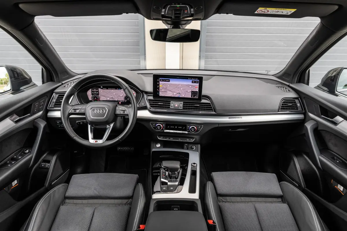 55 TFSIe 367pk PHEV S Edition | Panoramadak | Smartphone Interface | B&O 3D | Elek. Stoelen | Alcantara | Trekhaak | Ambiente Licht