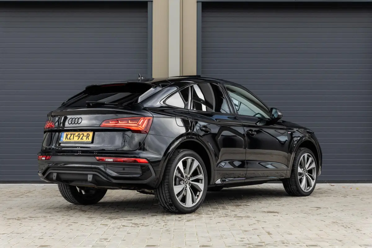 55 TFSIe 367pk PHEV S Edition | Panoramadak | Smartphone Interface | B&O 3D | Elek. Stoelen | Alcantara | Trekhaak | Ambiente Licht