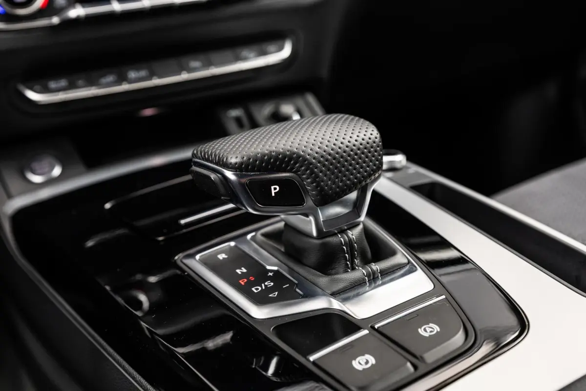 55 TFSIe 367pk PHEV S Edition | Panoramadak | Smartphone Interface | B&O 3D | Elek. Stoelen | Alcantara | Trekhaak | Ambiente Licht