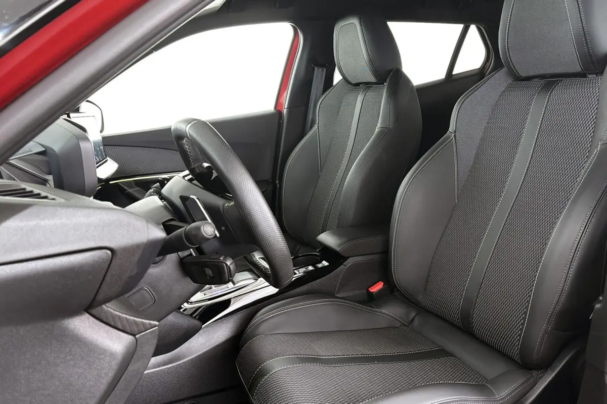1.2 Hybrid 145 GT Keyless Camera Adaptive Cruise