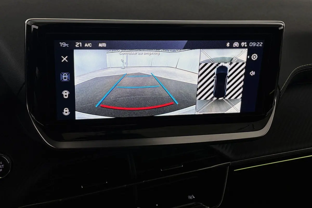 1.2 Hybrid 145 GT Keyless Camera Adaptive Cruise