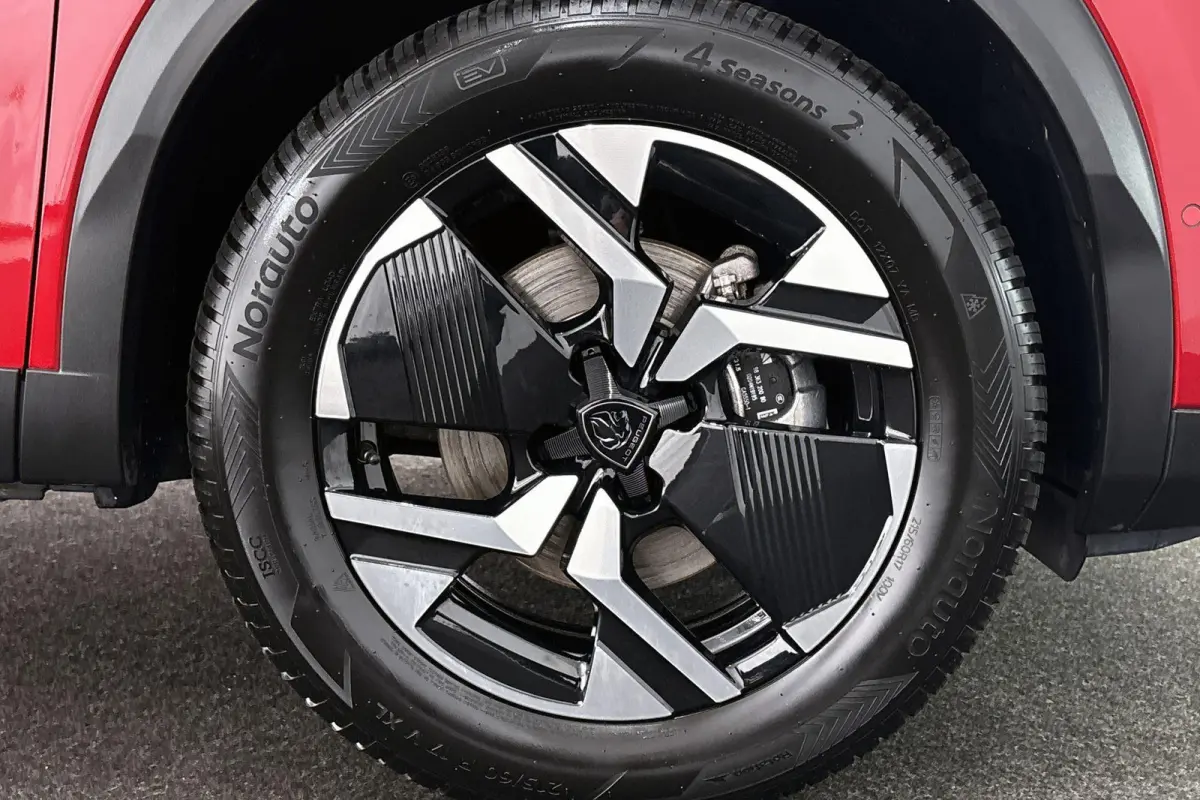 1.2 Hybrid 145 GT Keyless Camera Adaptive Cruise