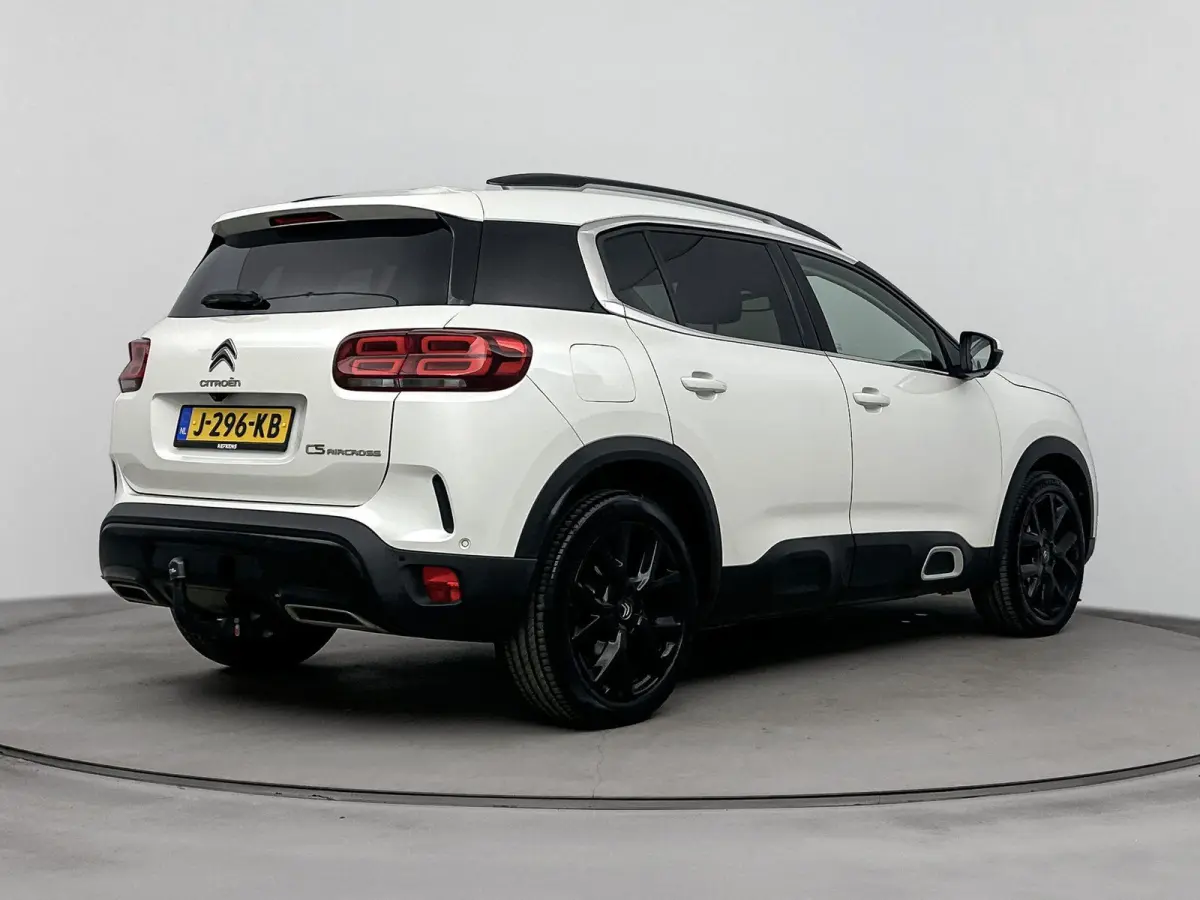 1.2 PureTech Business Plus | Trekhaak | Cruise Control | Achteruitrijcamera | Stoelverwarming | Keyless | Lane Assist | Elekt. stoelverstelling | Carplay |