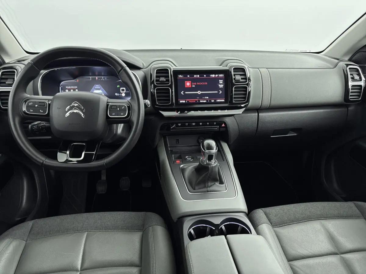 1.2 PureTech Business Plus | Trekhaak | Cruise Control | Achteruitrijcamera | Stoelverwarming | Keyless | Lane Assist | Elekt. stoelverstelling | Carplay |