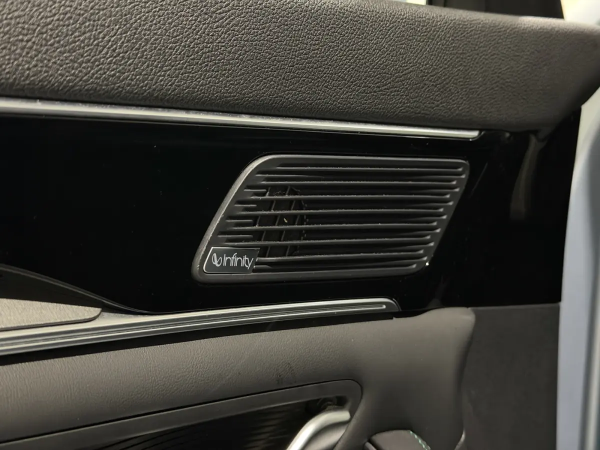 1.5 DM-i FWD Boost | Panorama dak | premium audio | stoel verwarming/koeling |