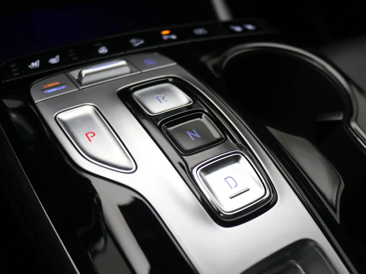 1.6 T-GDI 265pk PHEV Premium 4WD | Leder | Carplay | Climate | Keyless | Navigatie | Elek. Klep | Full - Led | 360 Camera | KRELL Audio | Elek. Stoelen | 19" Lichtmetaal | Winterpakket | Sto