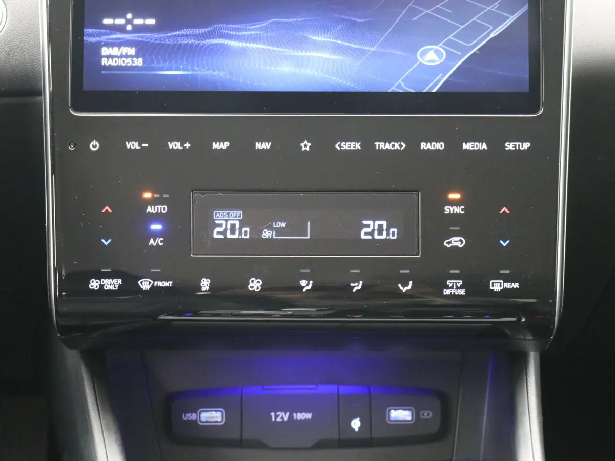 1.6 T-GDI 265pk PHEV Premium 4WD | Leder | Carplay | Climate | Keyless | Navigatie | Elek. Klep | Full - Led | 360 Camera | KRELL Audio | Elek. Stoelen | 19" Lichtmetaal | Winterpakket | Sto