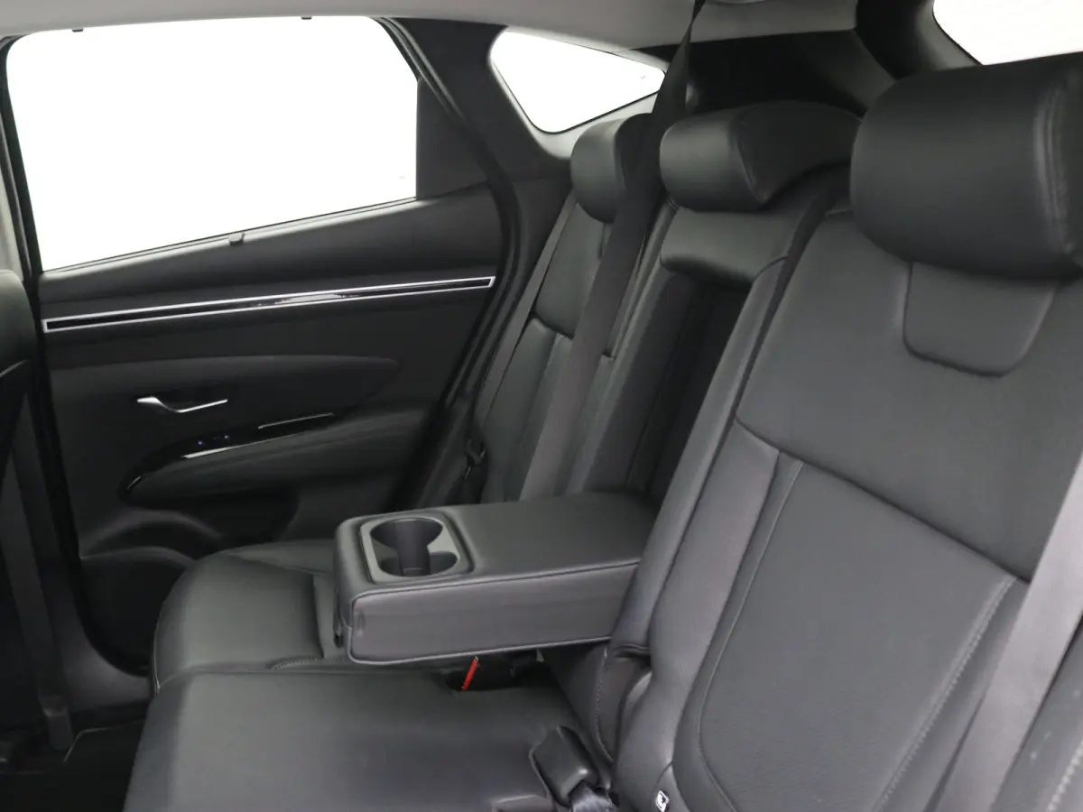 1.6 T-GDI 265pk PHEV Premium 4WD | Leder | Carplay | Climate | Keyless | Navigatie | Elek. Klep | Full - Led | 360 Camera | KRELL Audio | Elek. Stoelen | 19" Lichtmetaal | Winterpakket | Sto