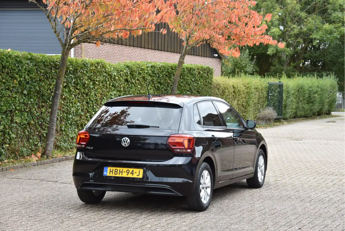 1.0 TSI 96 PK Highline Topstaat! Garantie LED ECC PDC stoelverw.