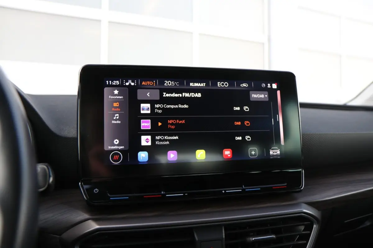 1.4 TSI eHybrid 204pk PHEV Excellence | SoH 91% | Trekhaak Wegklapbaar | Navigatie | Parkeersensoren | 18" Velgen