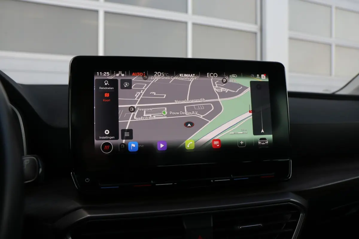1.4 TSI eHybrid 204pk PHEV Excellence | SoH 91% | Trekhaak Wegklapbaar | Navigatie | Parkeersensoren | 18" Velgen