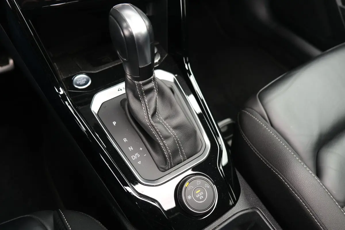 2.0 TSI 4Motion R 300PK Akra Pano Leder Led Beats Virtual Cam Navi ACC Trekhaak