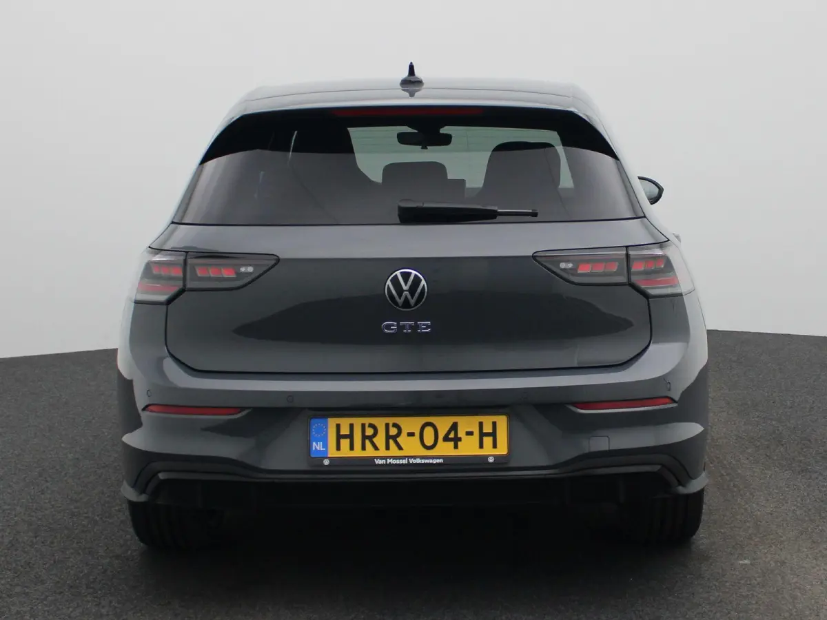 1.5 eHybrid GTE 272 PK| Origineel Nederlands | 1e Eigenaar | SOH 100% | Navigatie | LED Matrix | Achteruitrijcamera | Stoelverwarming | Stuurwielverwarming | Black Style
