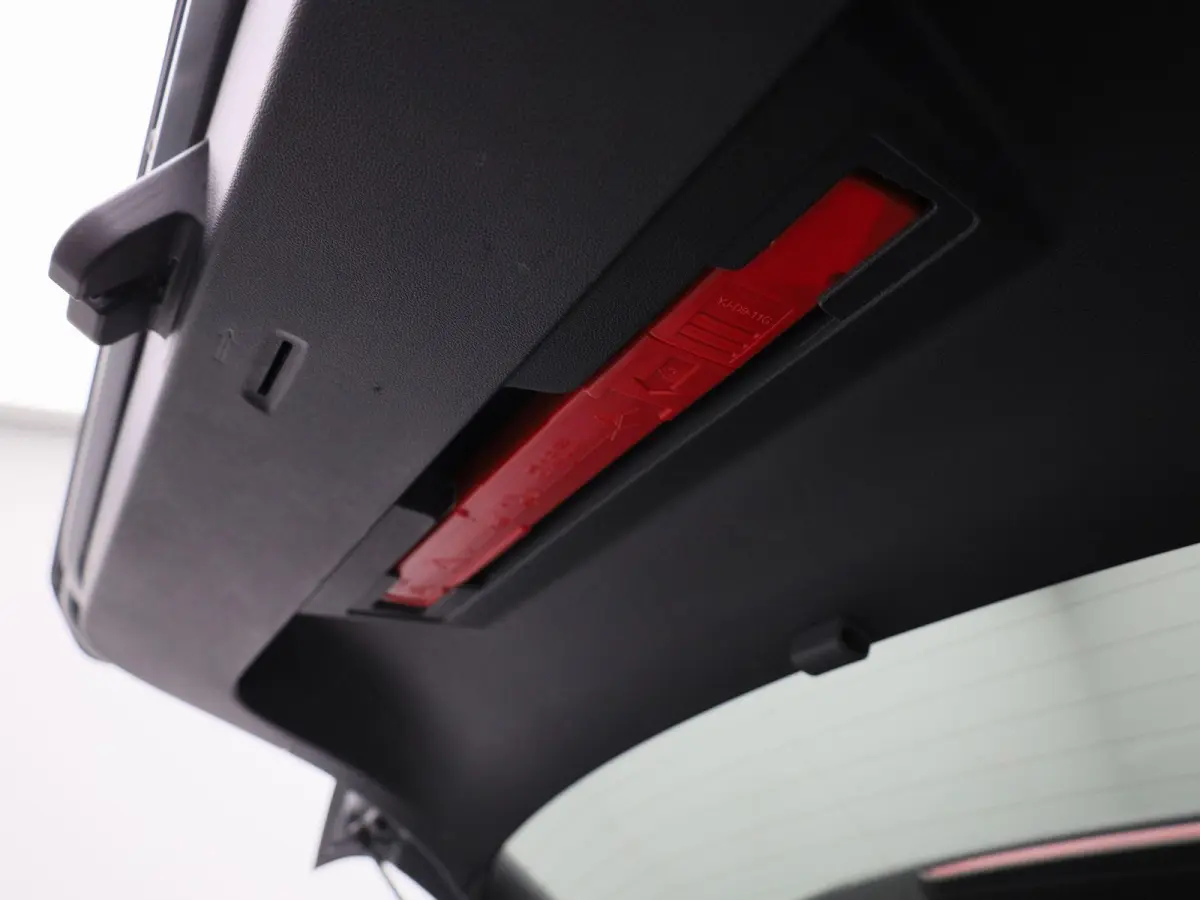 1.5 eHybrid GTE 272 PK| Origineel Nederlands | 1e Eigenaar | SOH 100% | Navigatie | LED Matrix | Achteruitrijcamera | Stoelverwarming | Stuurwielverwarming | Black Style