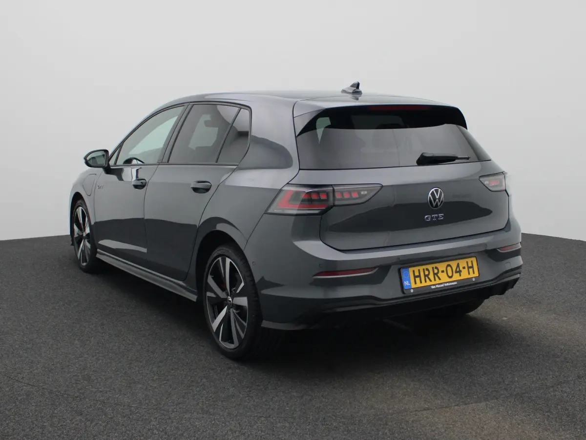1.5 eHybrid GTE 272 PK| Origineel Nederlands | 1e Eigenaar | SOH 100% | Navigatie | LED Matrix | Achteruitrijcamera | Stoelverwarming | Stuurwielverwarming | Black Style