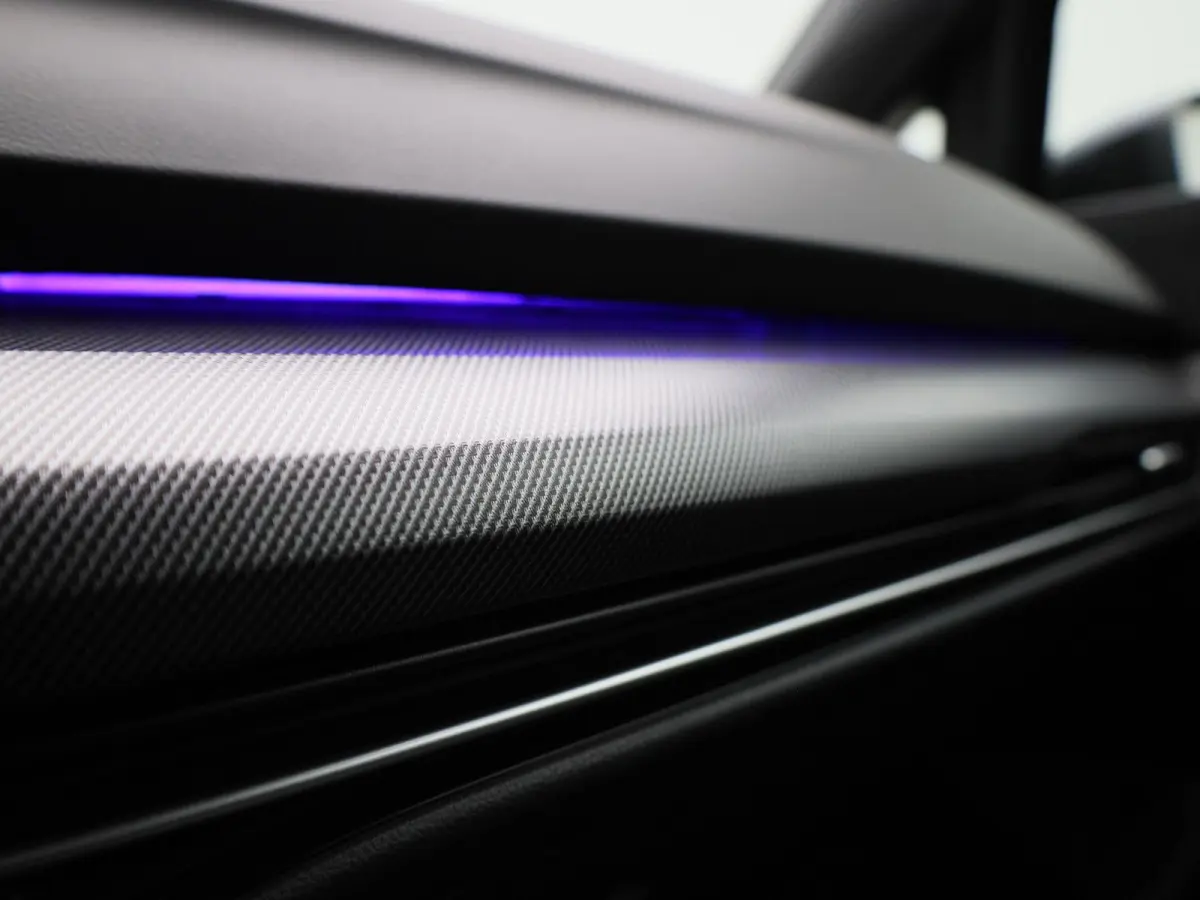 1.5 eHybrid GTE 272 PK| Origineel Nederlands | 1e Eigenaar | SOH 100% | Navigatie | LED Matrix | Achteruitrijcamera | Stoelverwarming | Stuurwielverwarming | Black Style