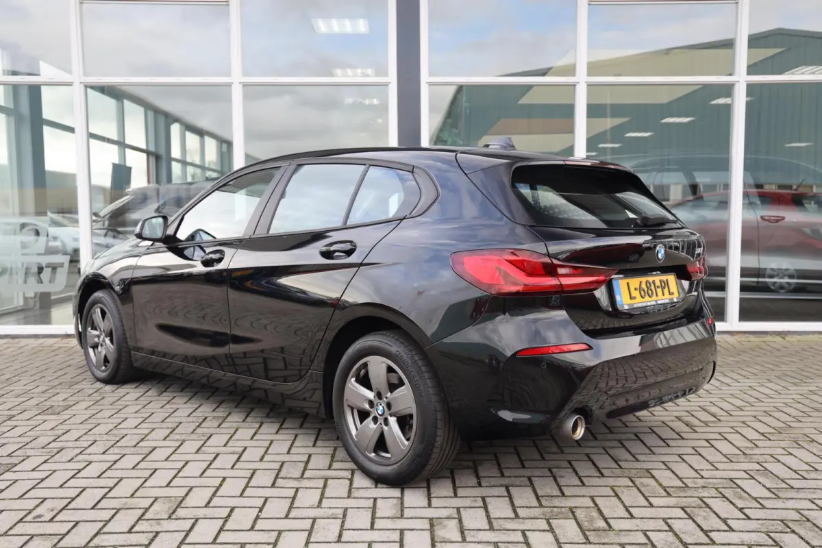 116i Business Edition|Navi|Cruise|Apple carplay/Android auto|LED|