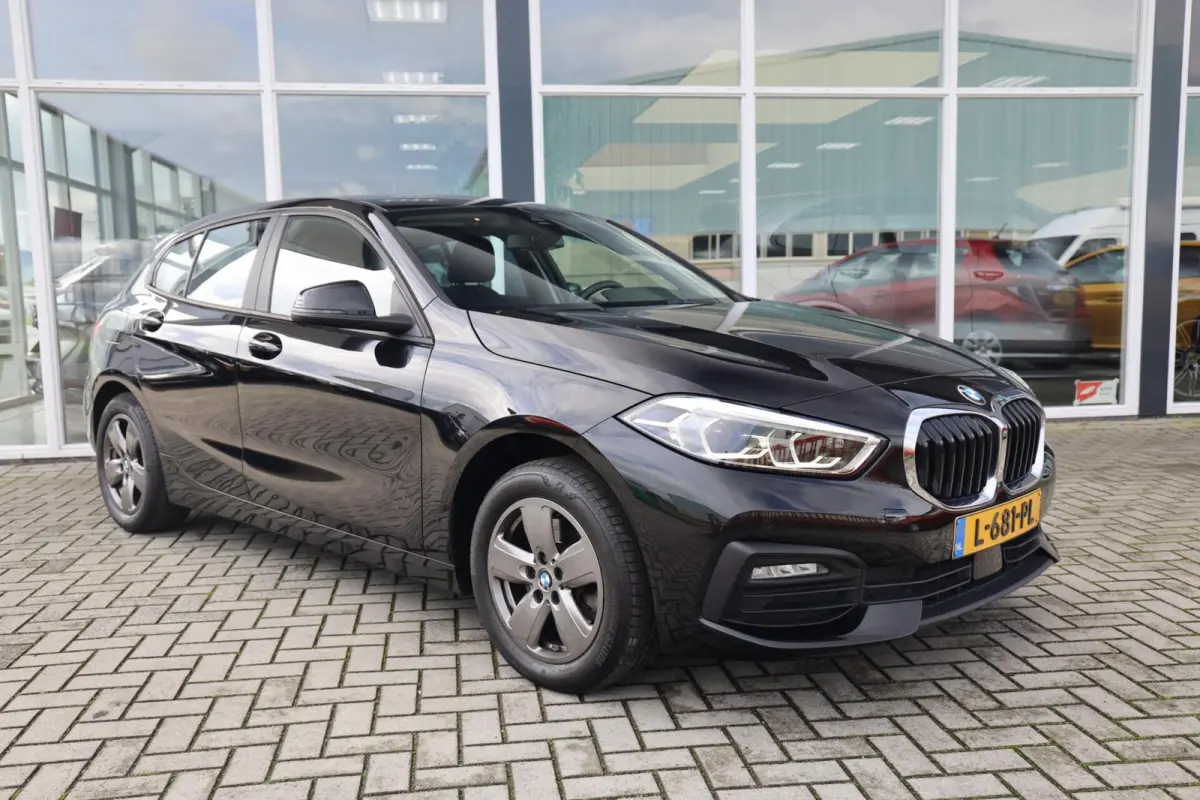 116i Business Edition|Navi|Cruise|Apple carplay/Android auto|LED|